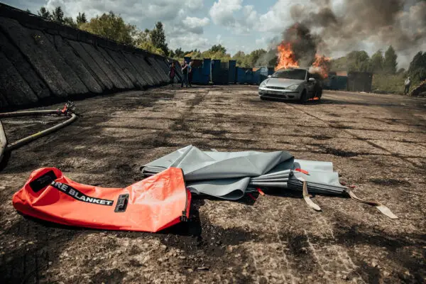 Manta contra incêndio para veículos elétricos - Imagem 2